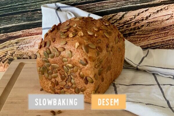  Speltbrood volkoren met pompoenpitten (desem)
